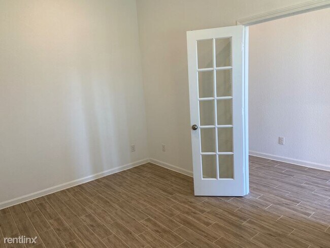 Building Photo - 4 br, 3.5 bath House - 2335 Keystone Ridge Ln