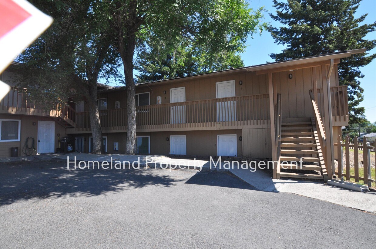 3203 N Smith St Unit 5, Spokane, WA 99207 Condo for Rent in Spokane