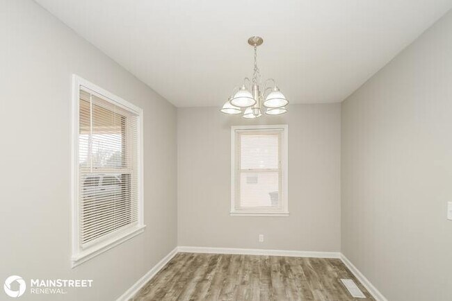 Foto del edificio - 1326 Berry Hill Rd, Bessemer, AL 35020