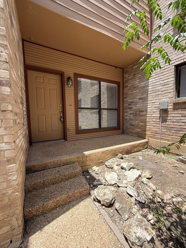 Photo - 9510 Scots Glen Townhome