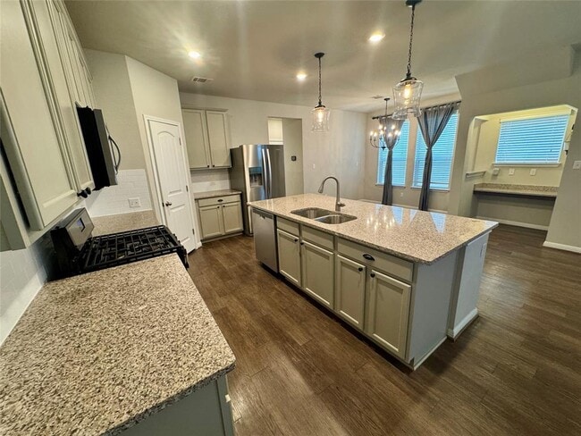 Building Photo - 120 Buckthorn Dr