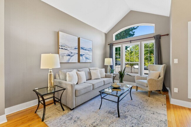 Foto del edificio - Month to Month Beautiful Spacious 3bed 2.5...