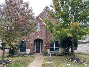 Building Photo - 9413 Woodhurst Dr