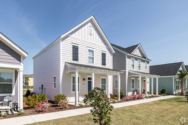 Multi Level Homes - Seaglass Cottages