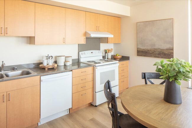 Building Photo - Bryant Manor North Apartments