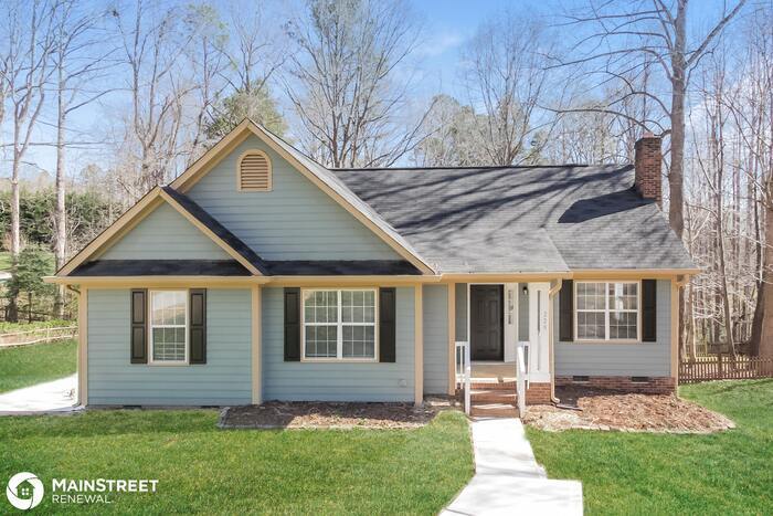 Primary Photo - 228 BUBBLING WELL RD, DENVER, NC 28037