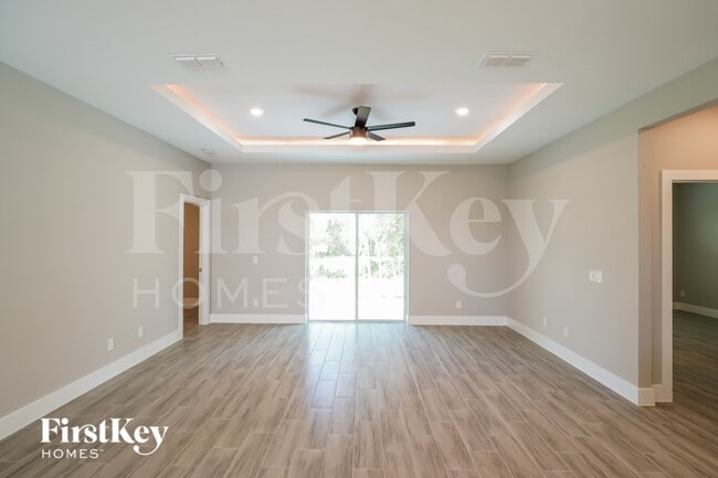 Building Photo - 1829 Superior Way