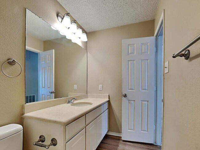 Foto del edificio - 2737 Preston Creek