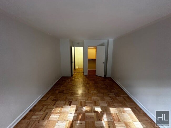 Foto del edificio - EAST 63 STREET
