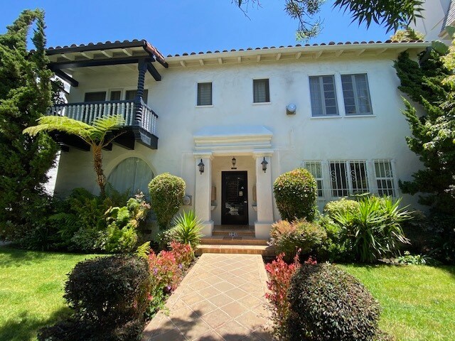 Building Photo - 124 N Elm Dr