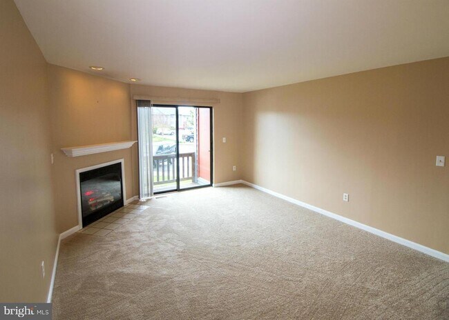 Foto del edificio - 1404 Marion Quimby Dr