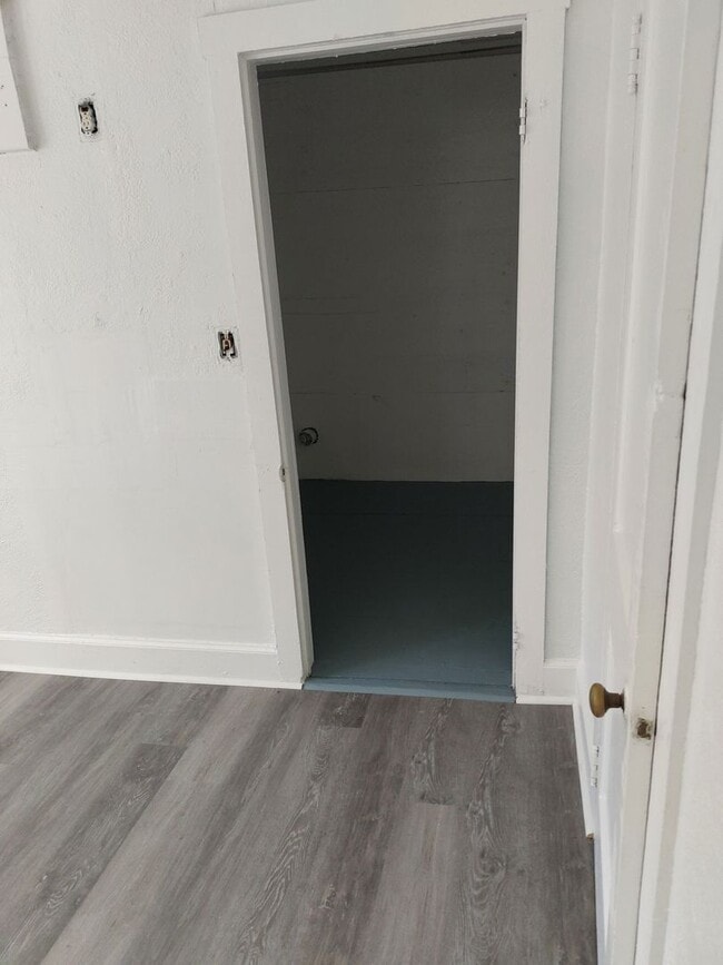 Foto del edificio - 1014 NE 8th Ave