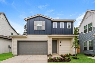 Building Photo - 9835 Willow Creek Commerce Dr