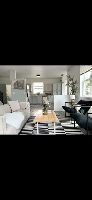 Foto del edificio - 503 NE San Rafael St