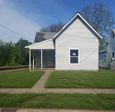 Building Photo - 1541 Walnut St