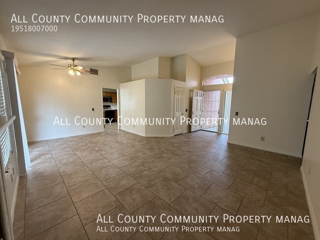 Foto del edificio - 2277 Oak Ave