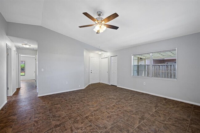 Foto del edificio - 1411 Thistledown Dr