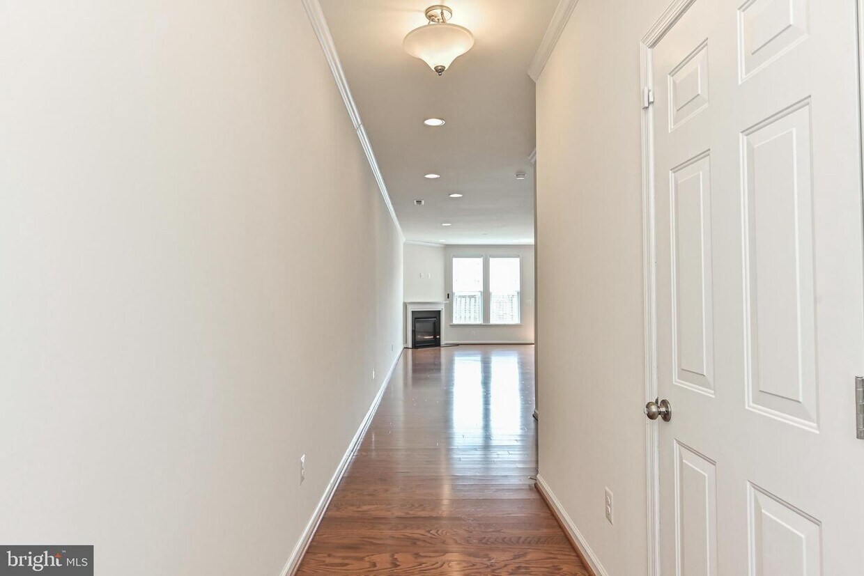 Foto principal - 23590 Kindred Terrace