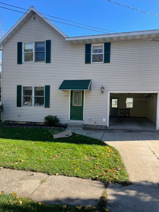 16988 7ths St Unit A $875/mo - 16988 N 7th St