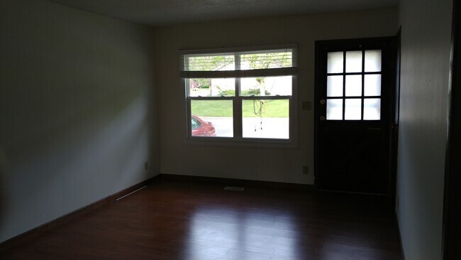 Foto del edificio - 208 17th Ave N