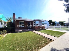 Building Photo - 5440 Cerritos Ave