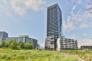 Building Photo - 170 Bayview Ave