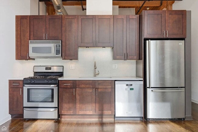 Foto del edificio - 215 N Aberdeen St