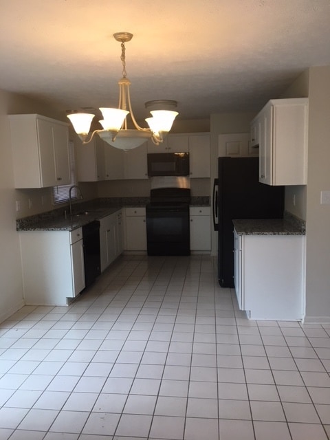 Building Photo - Spacious 2 Story In Willow Bend           ...