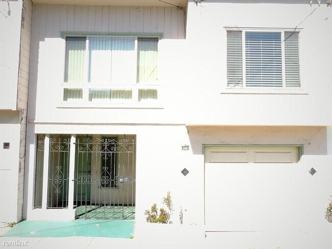 Building Photo - 3 br, 2 bath House - 160 De Long St
