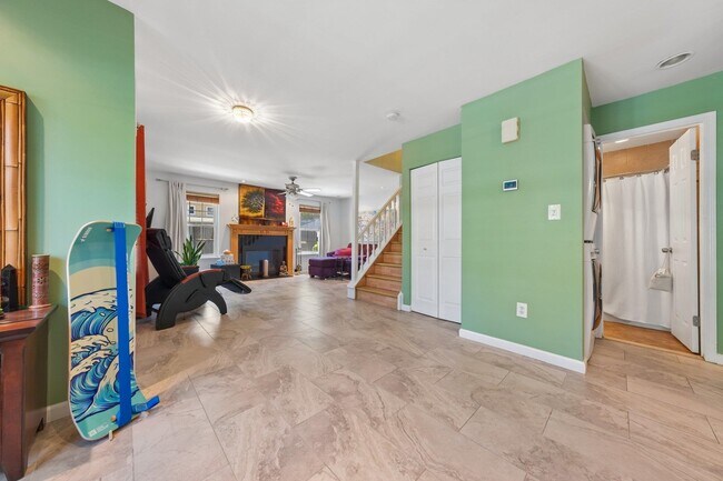 Foto del edificio - 212 Westchester Ct