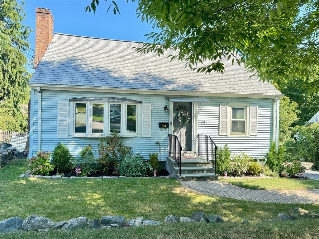 Primary Photo - 43 Upland Rd