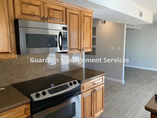 Building Photo - 4149 E Cochise Rd