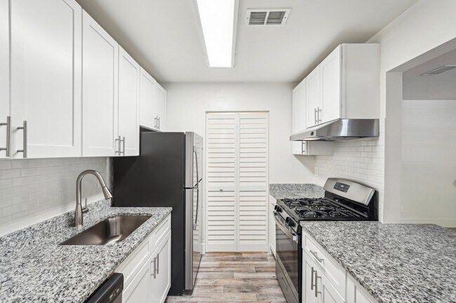 Foto del edificio - Wesley Trevento Apartments at Lithia Springs
