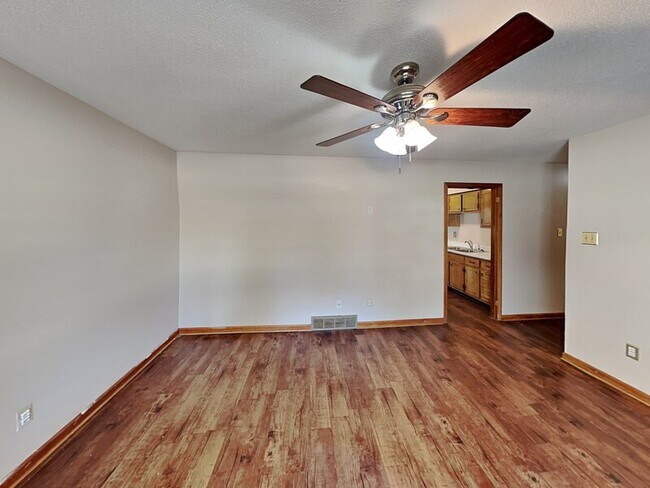 Photo - 3328 Shuster Cove House