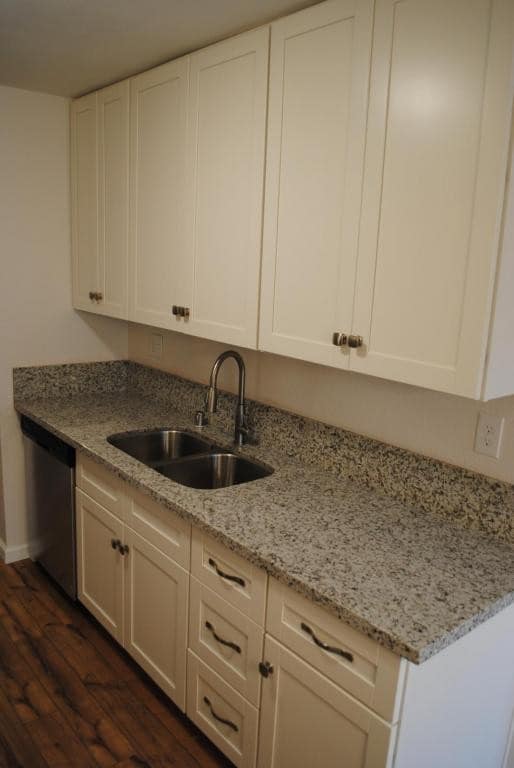 Building Photo - 3591 Quail Lakes Dr #134