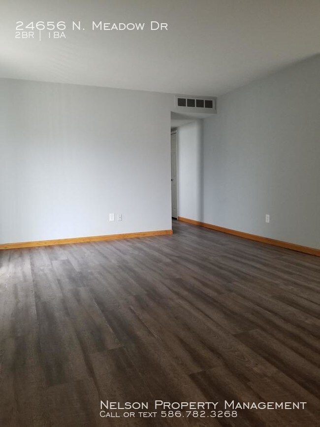 Foto del edificio - 24656 N Meadow Dr