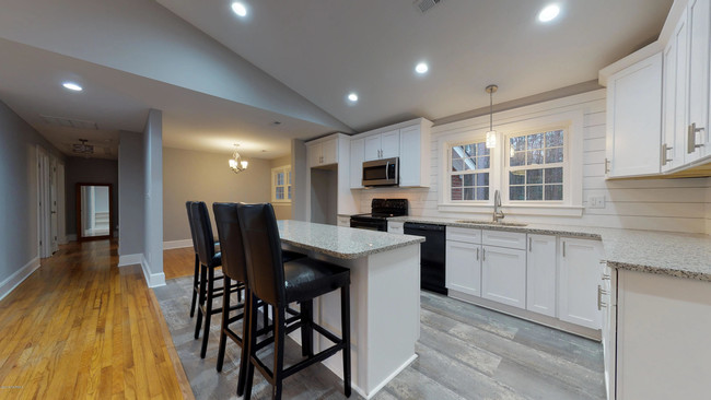 Building Photo - 5678 NC-102
