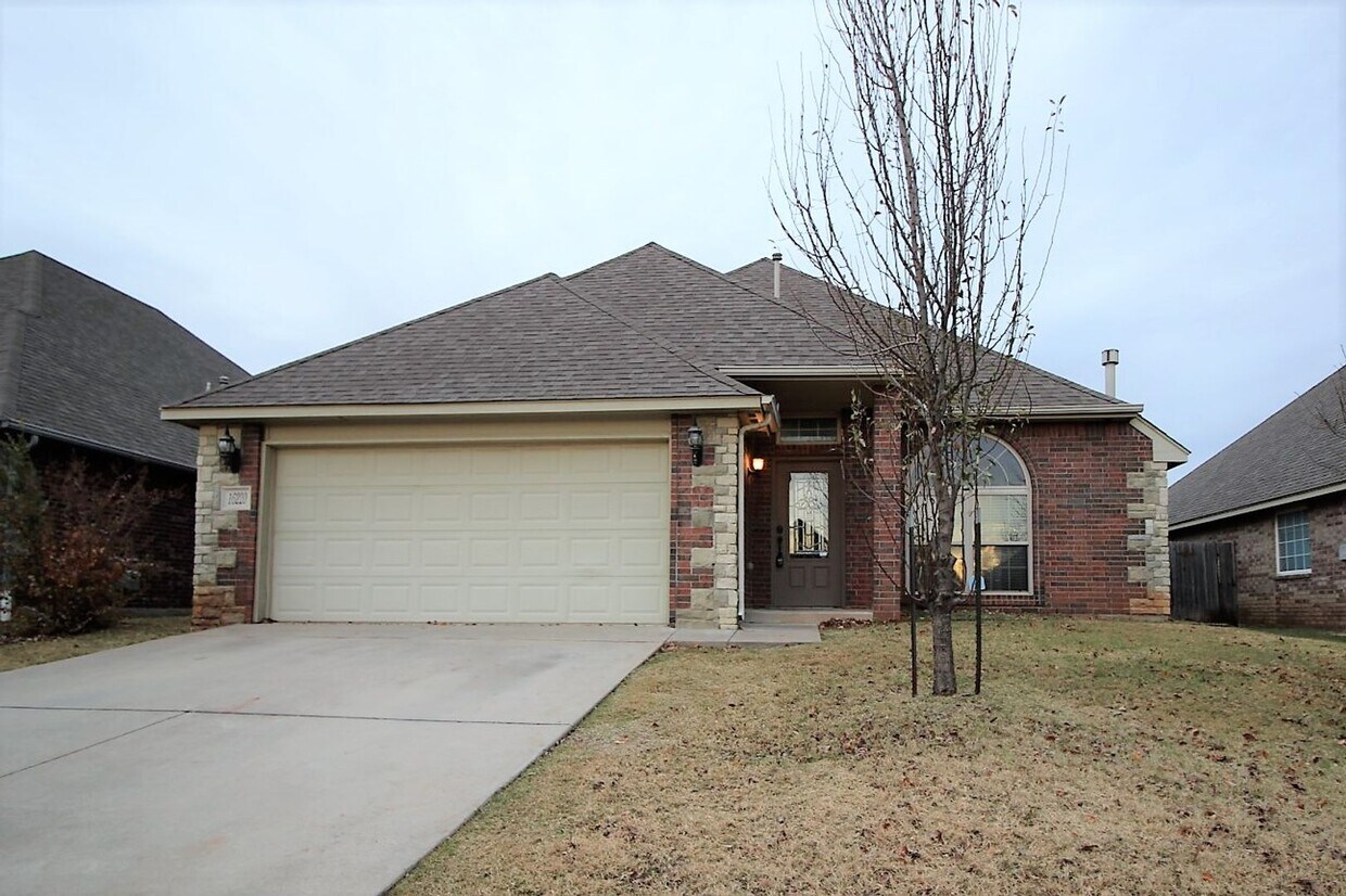 16220 Crested Owl Dr, Edmond, OK 73013 House Rental in Edmond, OK