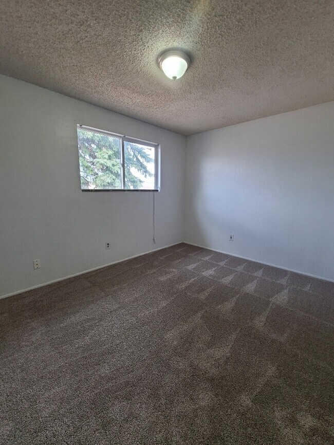 Building Photo - 201 Arp Ave