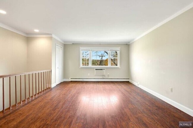 Foto del edificio - 1289B Valley Rd