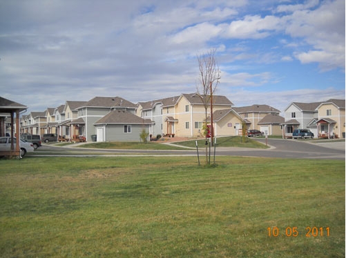 Primary Photo - Stadium Place Townhomes