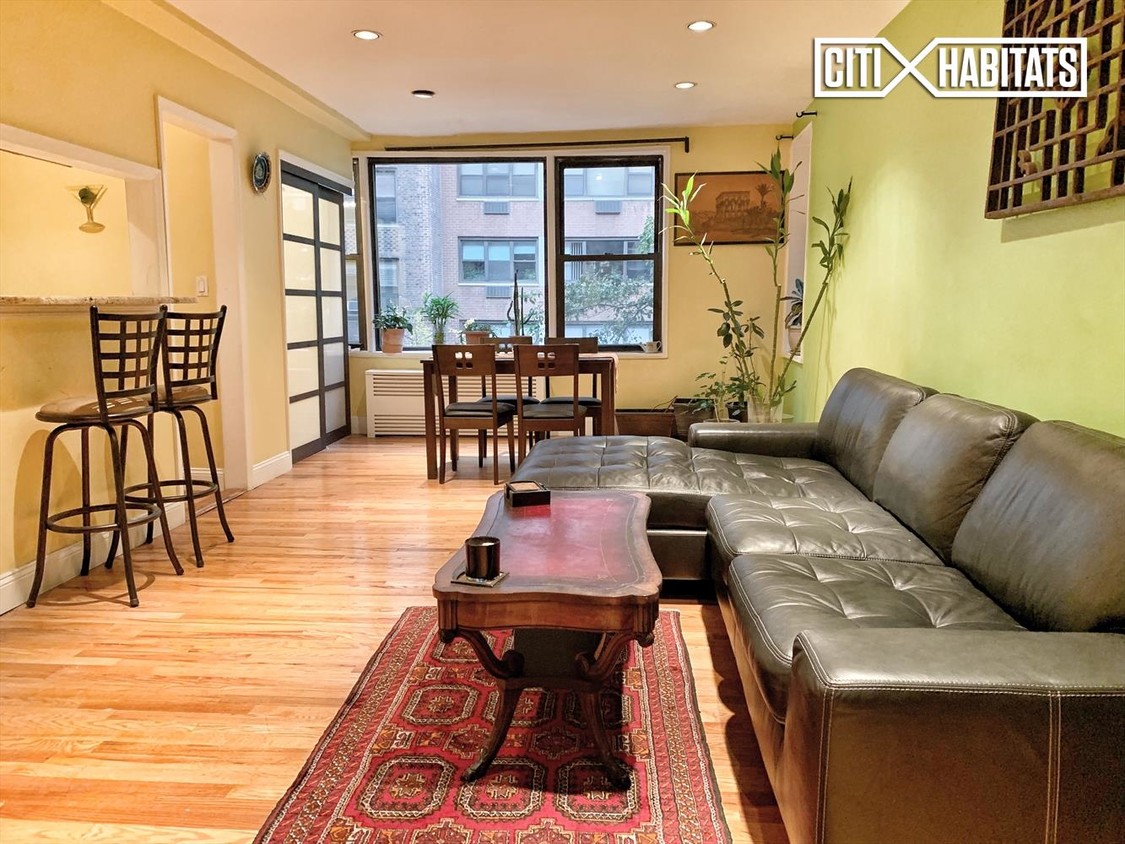 Foto principal - 342 E 53rd St