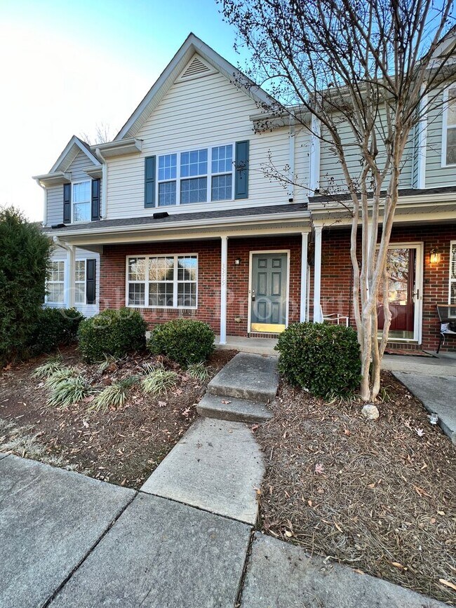 Building Photo - 3375 Kensington Pl-2BR/2.5BA-Townhouse!!