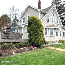 Building Photo - 701 5th Ave