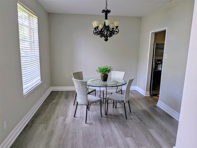 Foto del edificio - 10067 Lazy Meadows Dr