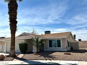 Building Photo - 7319 Clearwater Cir