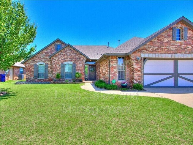 Building Photo - 16804 Valderama Way