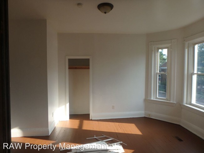 Foto del edificio - 530 Ridgeway Ave