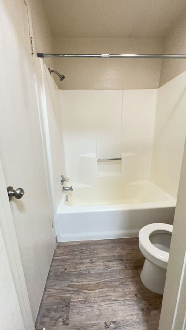 Foto del edificio - 2350 Pinedale Ave