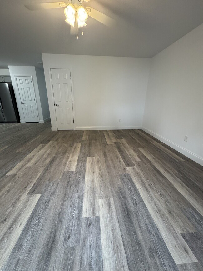 Foto del edificio - "Charming 3-Bedroom Retreat with 2 Full Ba...